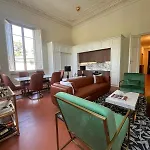 Апартаменты Luxury With Large Terrace And Jacuzzi Next To Famous Historic Walls Of